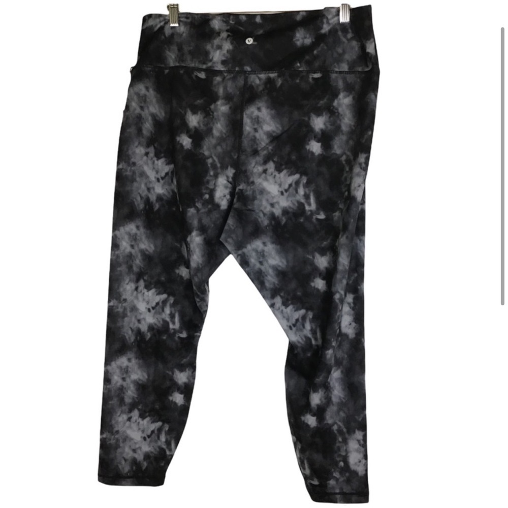 VELOCITY High Rise Tie Dye Leggings 3X - Picture 2 of 9